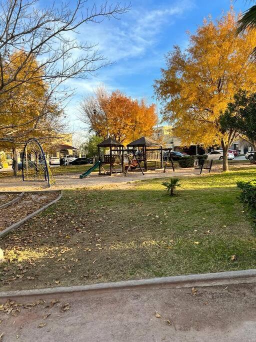 Casa Granada Cercana A Consulado Y Aeropuerto. Ciudad Juarez Ngoại thất bức ảnh